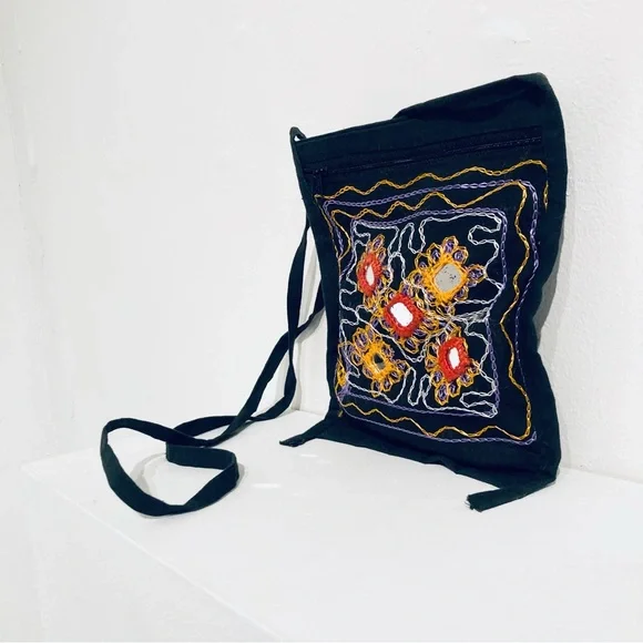 Vintage Y2K Mirrored/Embroidered Black Boho Crossbody Bag - Picture 2 of 8